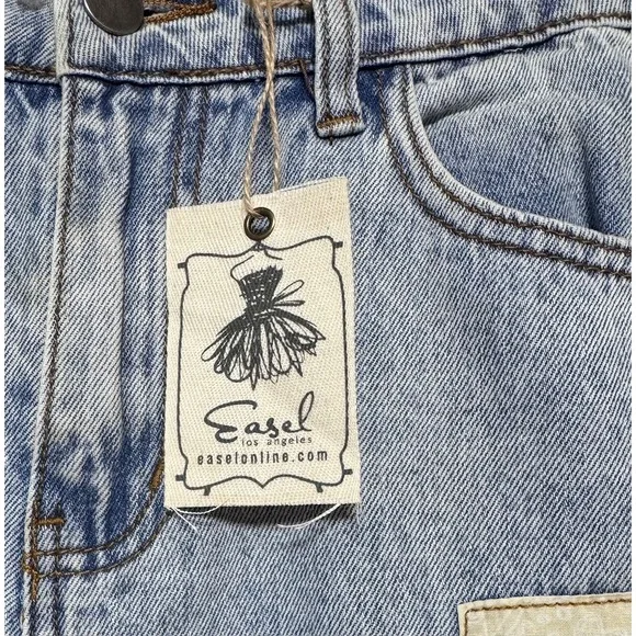 NWT Easel Patchwork Distressed Boyfriend Jeans Size Small Boho Y2K Grunge - Picture 4 of 7